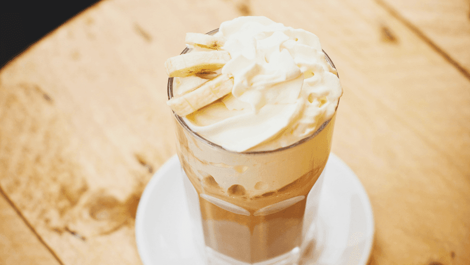 Coffee with vanilla ice cream: an irresistible coffee treat