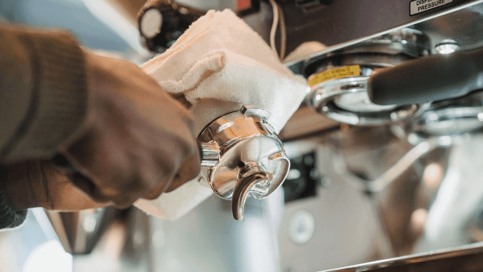 Making filter coffee: The perfect ratio between coffee and water. How many scoops of coffee?