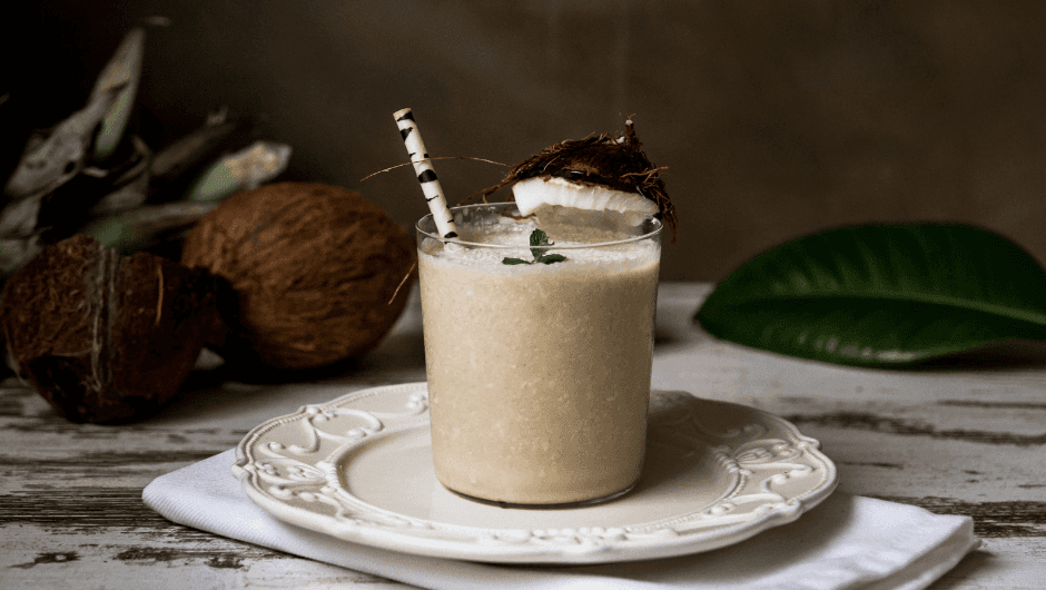​Coffee, white chocolate and coconut smoothie recipe