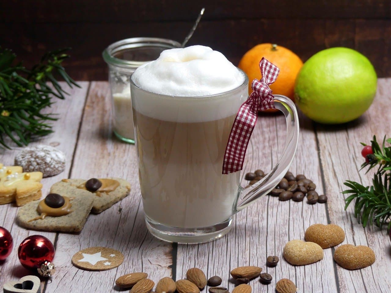 DIY Iced Sugar Cookie Latte: The Ultimate Starbucks Copycat Recipe with Almond Milk