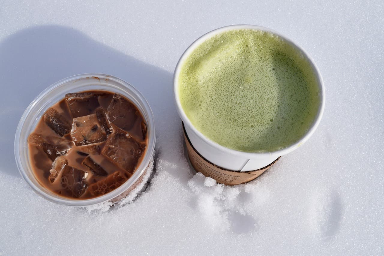 Iced Matcha Espresso Fusion Latte | Starbucks Copycat Recipe