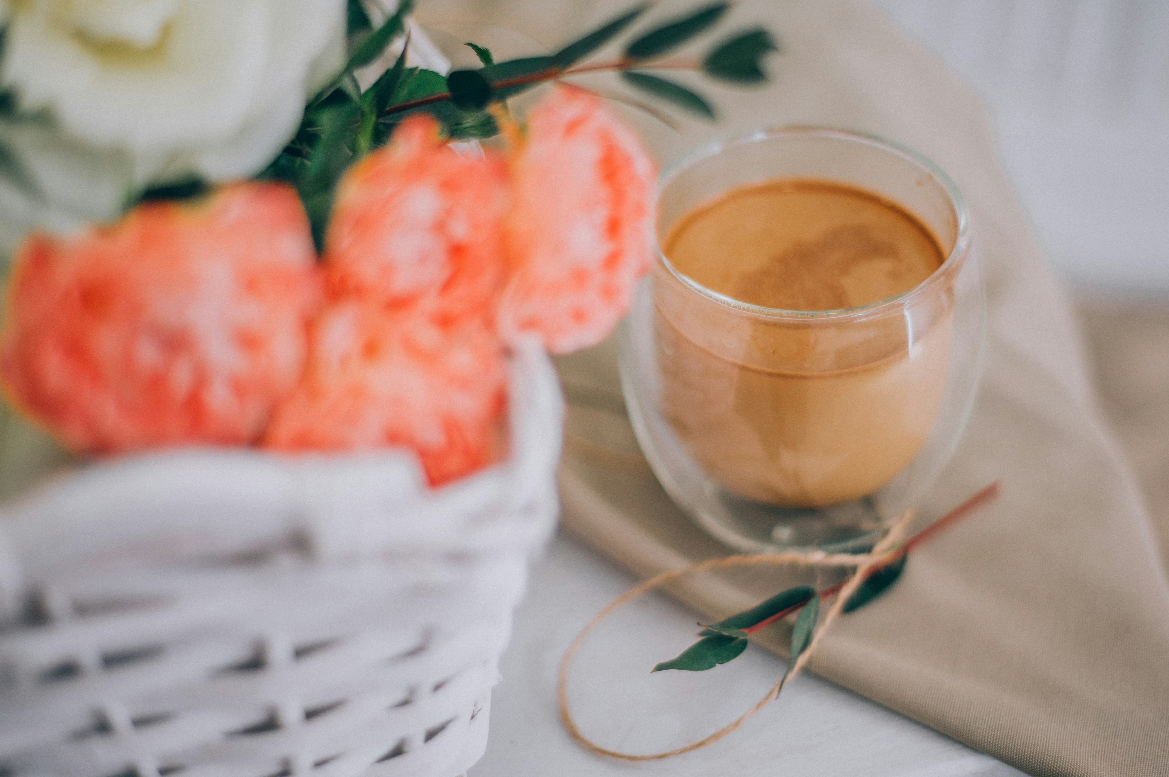Delicious Rose Latte Recipes for Hot or Iced Enjoyment
