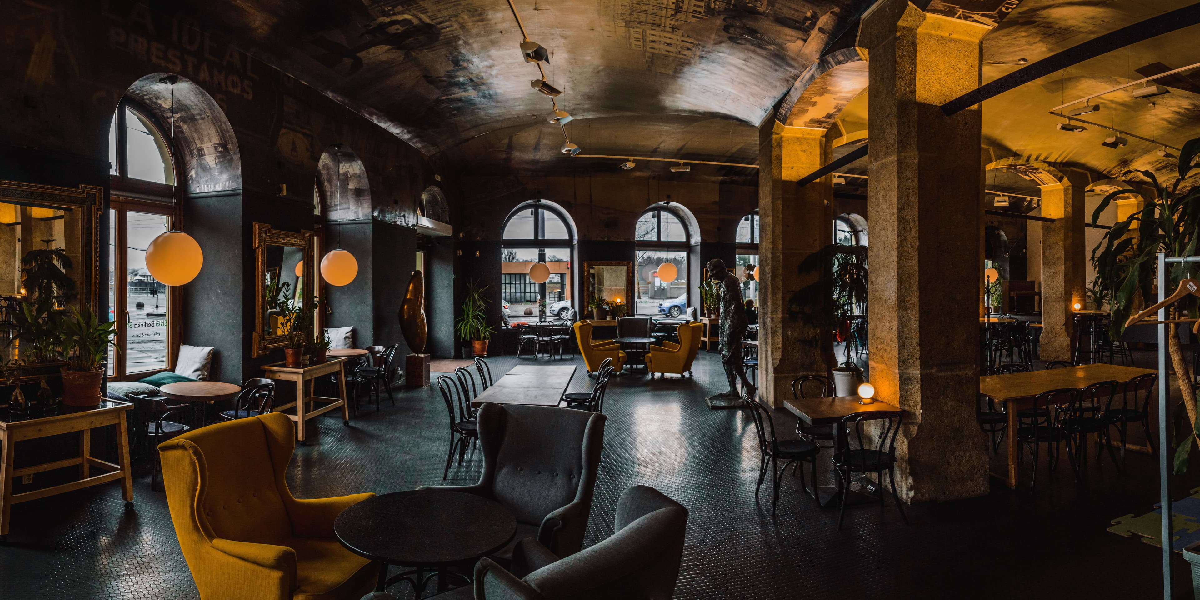 10 Creatively Designed European Cafes