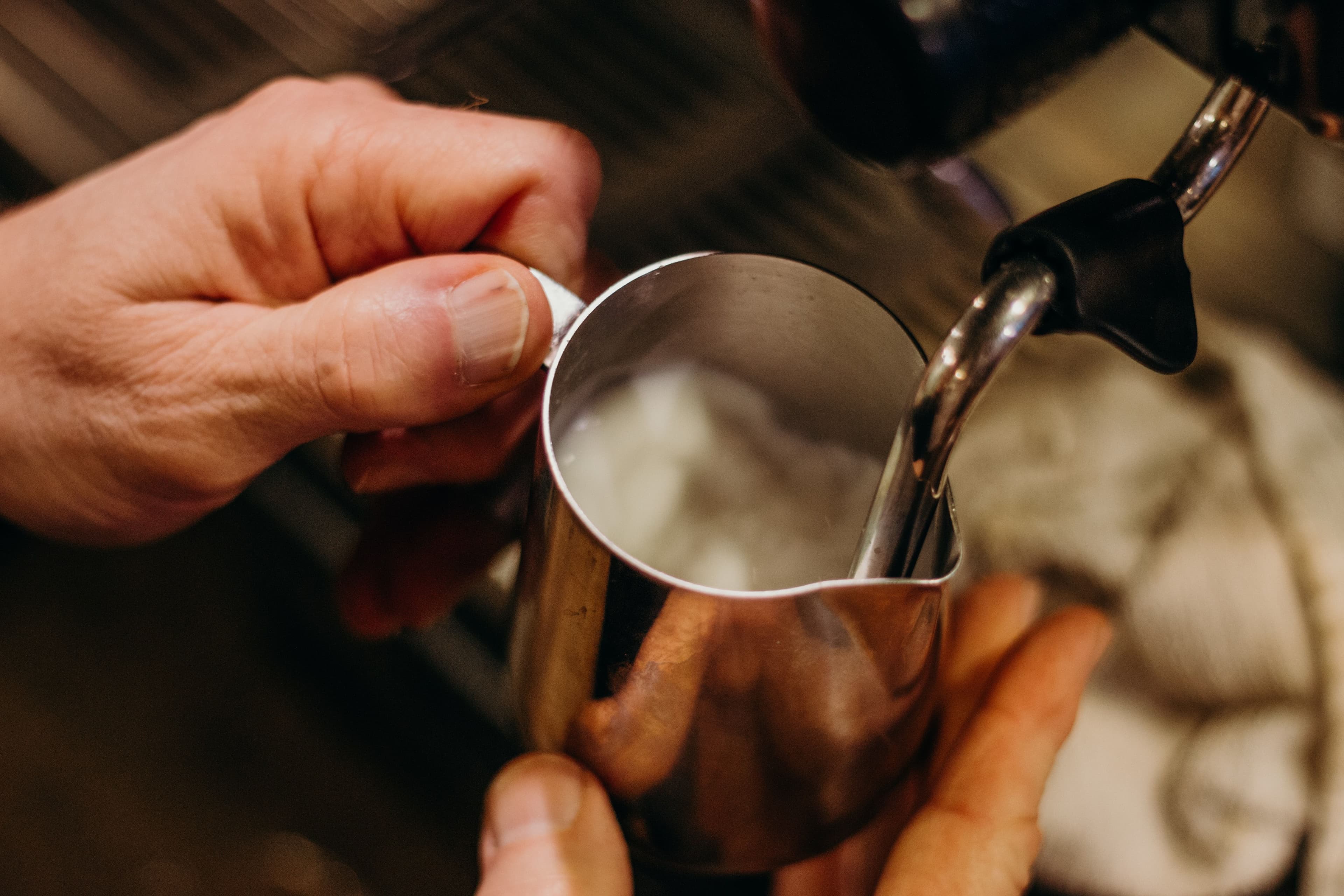 Milk frothing for beginners